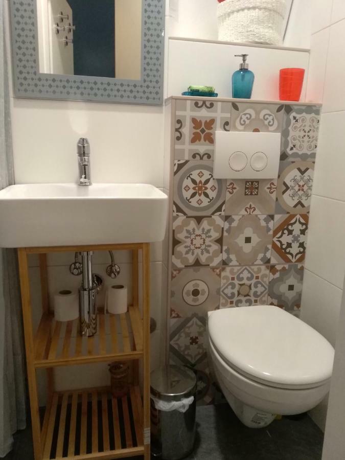 Street Garden Apartment Hvar Town Bagian luar foto